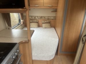 2008 Ace Jubilee Envoy FIXED BED. - Image 5