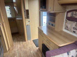 2006 Abbey GTS Vogue 215 - Image 4