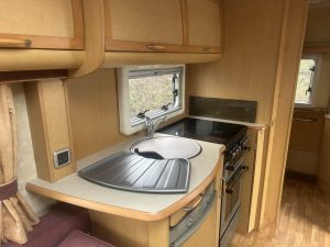 2006 Abbey GTS Vogue 215 - Image 5