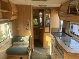2003 Swift Utopia  530 - Image 5