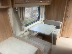 2011 Swift Conqueror 530 - Image 5