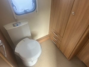 2011 Swift Conqueror 530 - Image 9
