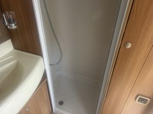 2011 Swift Conqueror 530 - Image 8