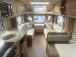 2011 Swift Conqueror 530 - Image 10