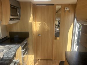 2008 Sterling Europa 460/2 - Image 5