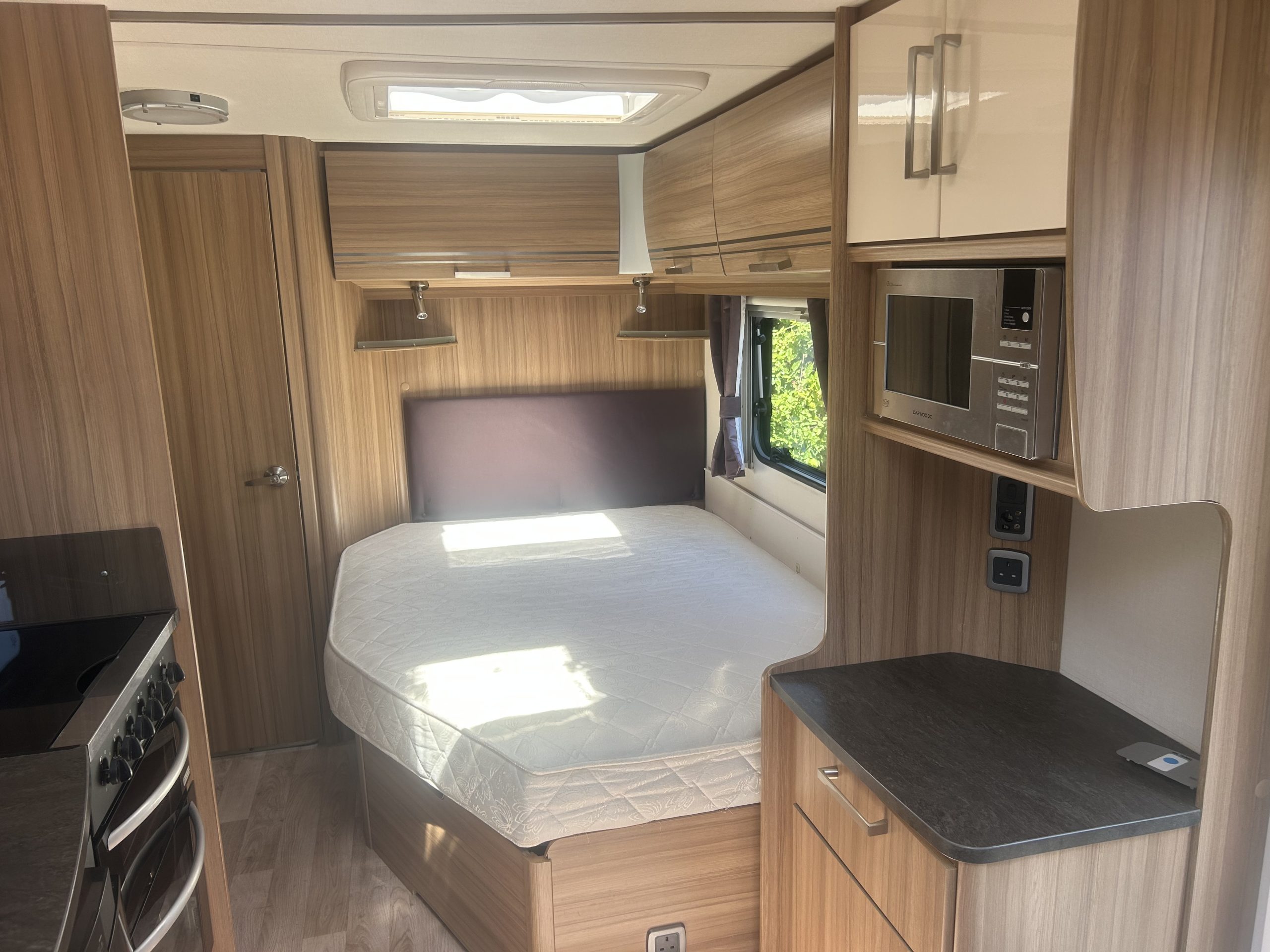 2015 Lunar Lexon NOW SOLD. - Image 3