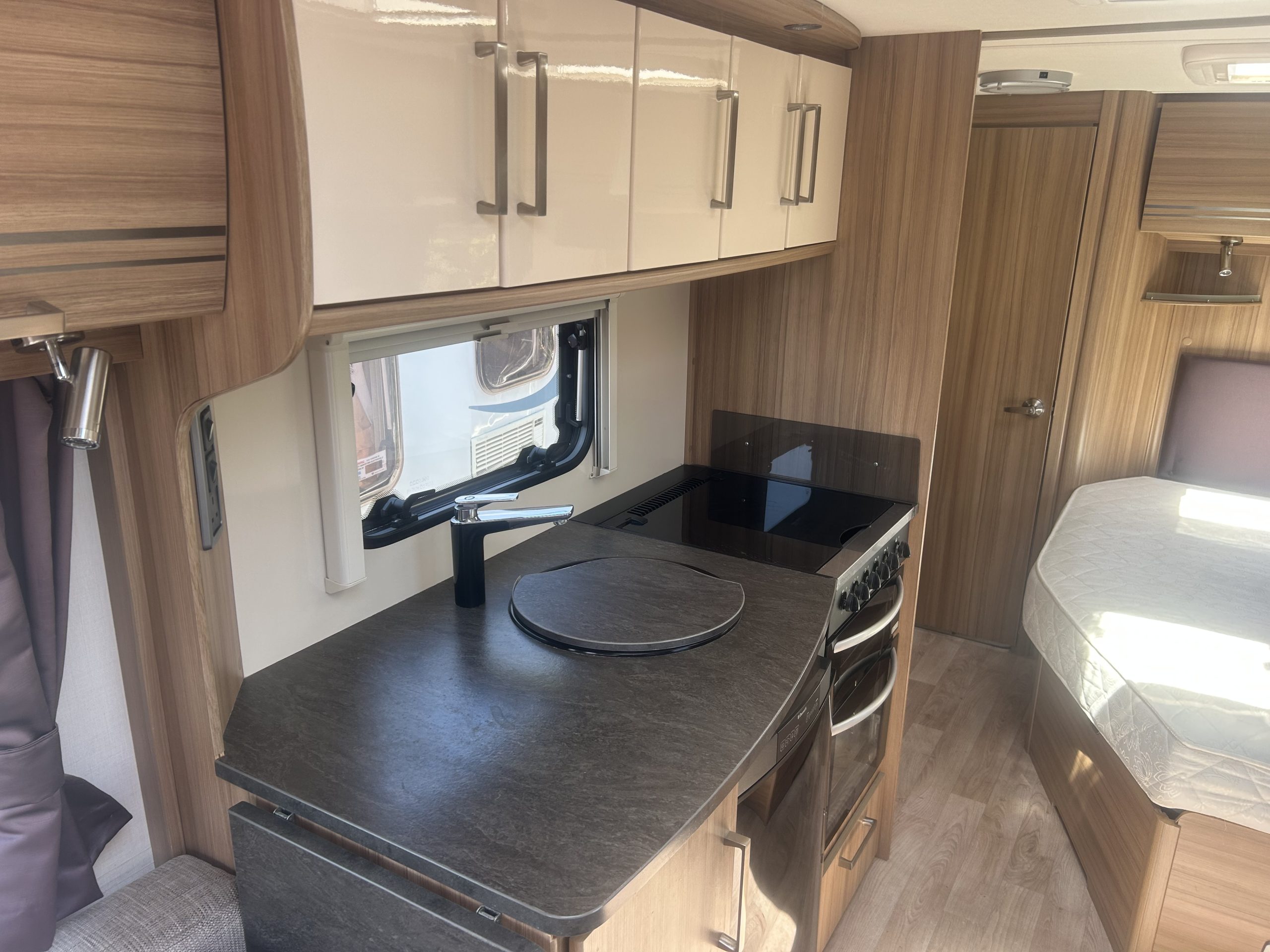 2015 Lunar Lexon NOW SOLD. - Image 4